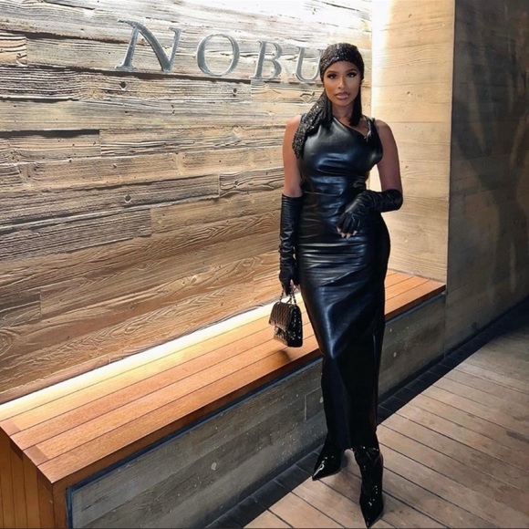 ZARA BLOGGERS FAV FAUX LEATHER MIDI DRESS - Picture 5 of 12